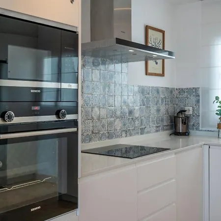 Paraiso Pueblo Penthouse - Rooftop Views & Garage Lejlighed Estepona