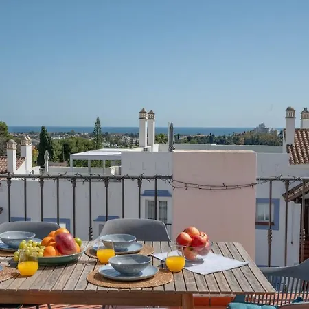 Paraiso Pueblo Penthouse - Rooftop Views & Garage * Estepona