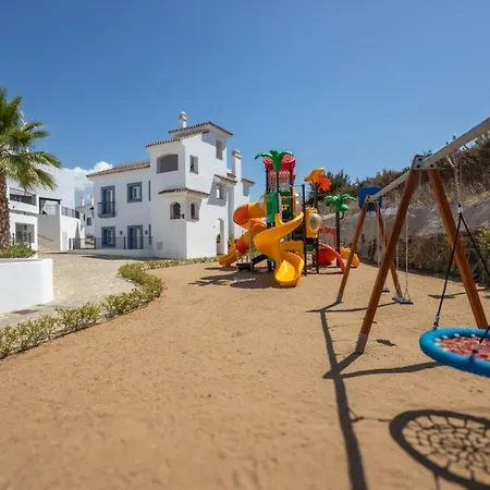 Paraiso Pueblo Penthouse - Rooftop Views & Garage Lejlighed Estepona