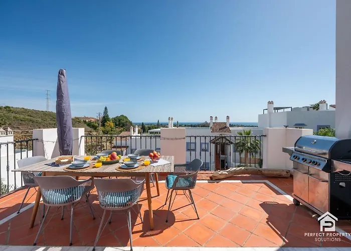 Apartman Paraiso Pueblo Penthouse - Rooftop Views & Garage *