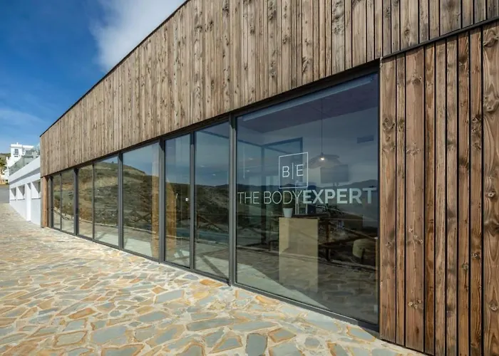 Apartman Paraiso Pueblo Penthouse - Rooftop Views & Garage *