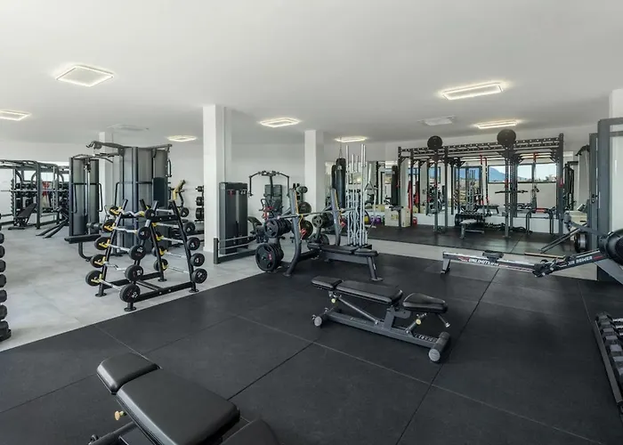 Apartment Paraiso Pueblo Penthouse - Rooftop Views & Garage Estepona